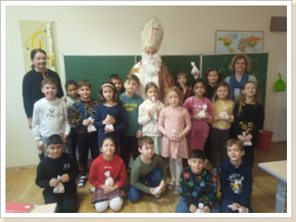 Der Nikolaus war in allen Klassen 2 A