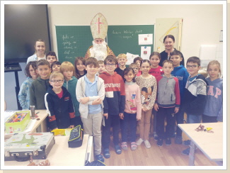 Der Nikolaus war in allen Klassen 3 B